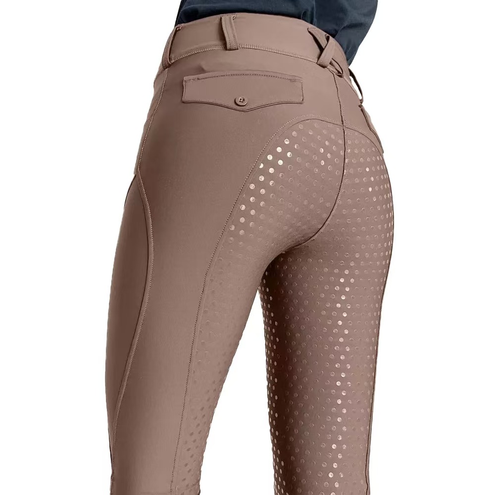 Full grip equestrian breeches detail